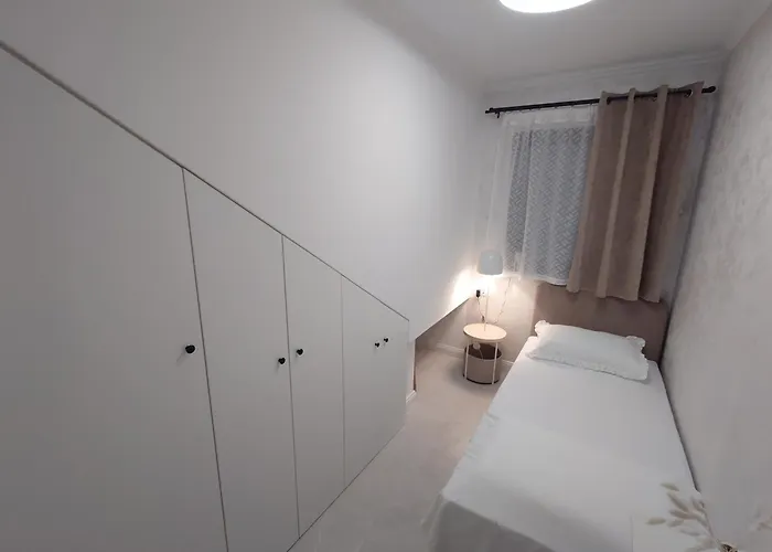 - Vale Apartment Blace