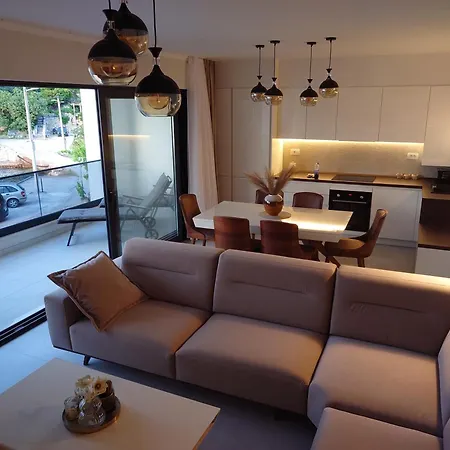 - Vale Apartment