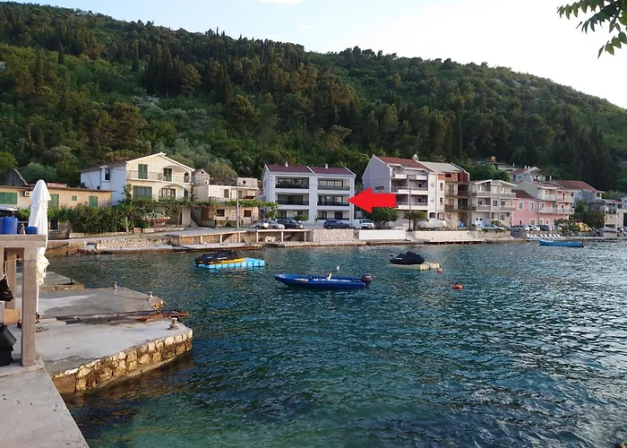 Apartment - Vale Blace